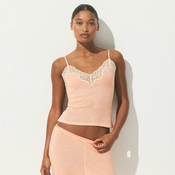 coquette babydoll lace cami sheer
skims
sz medium
pink - Picture 11 of 12